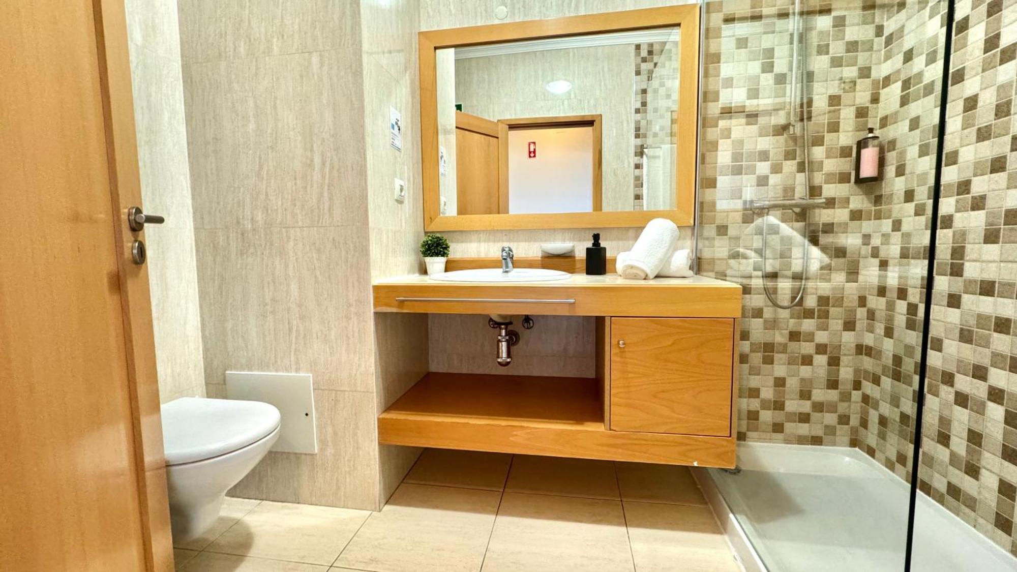 Praia Da Rocha, 502, Charming Apartment, Air Conditioning, Swimming Pool,Free Wifi, Faia By Ig Portimão Exteriör bild